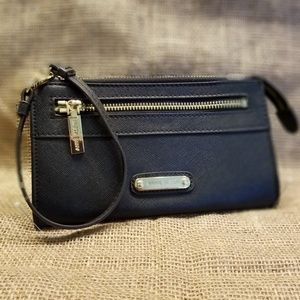 009 ANNE KLEIN® Small Black Wristlet